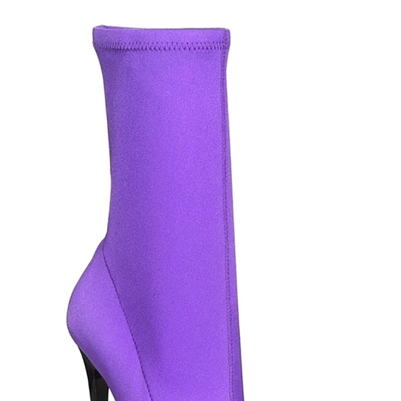 Call It Spring Hailassi Pull-On Ankle Sock Booties w/Stiletto Heel Size 8 - Picture 2 of 4